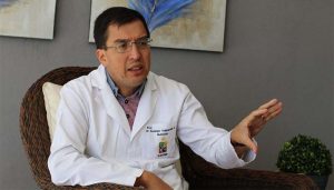 Dr Rodrigo Valenzuela